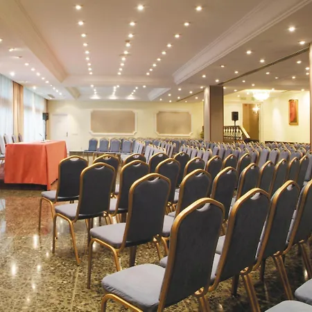 Hotel Hesperia 4*