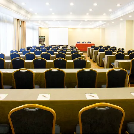 Hotel Hesperia 4*